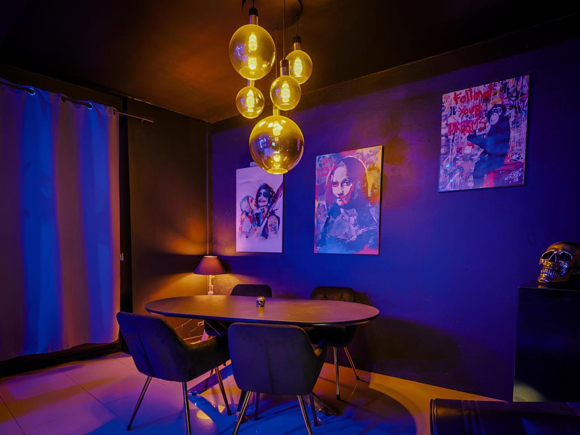 Appartement Pop Art - Asterix,Cdg,Chantilly,Disney La Chapelle-en-Serval Eksteriør bilde
