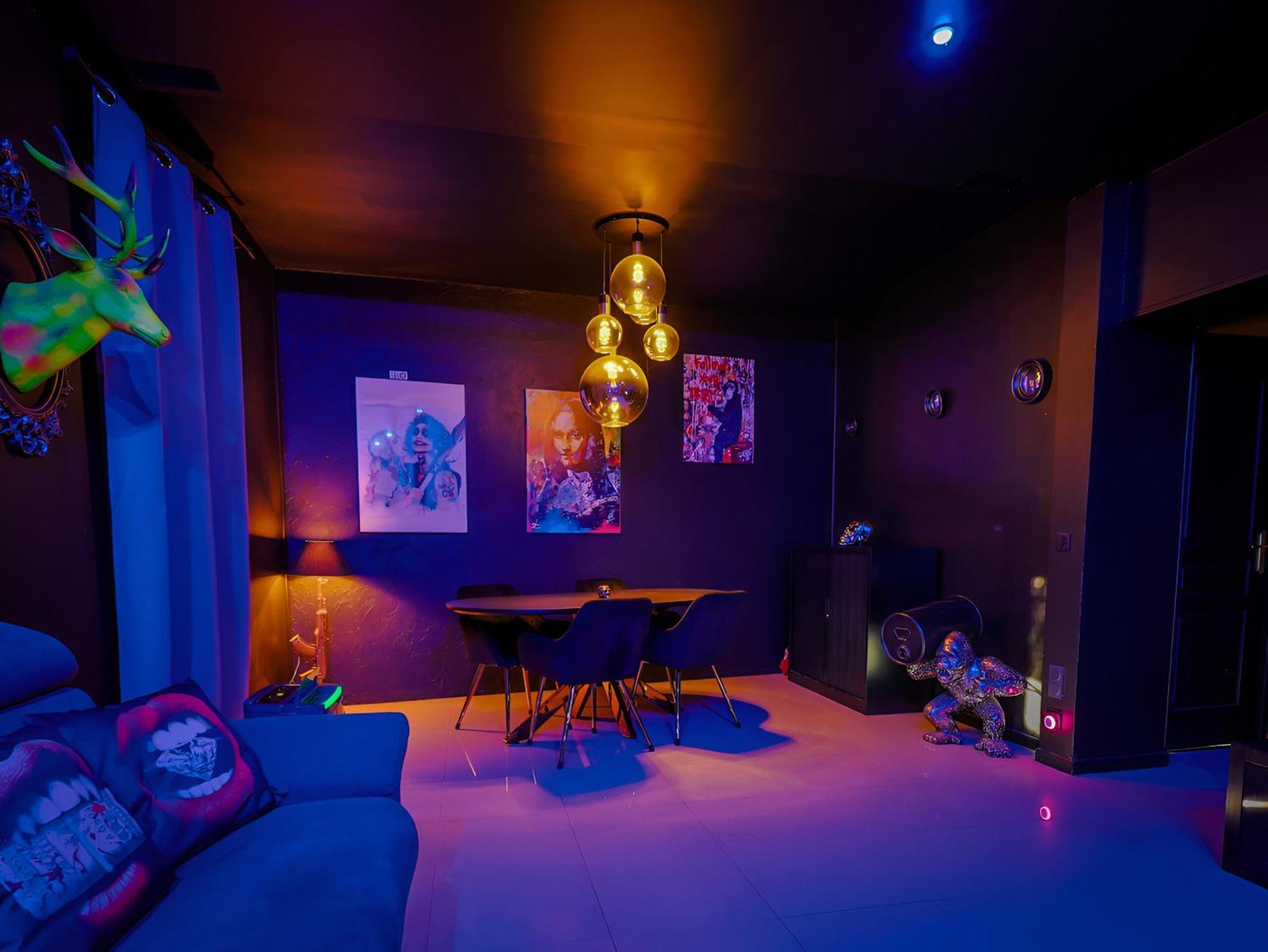 Appartement Pop Art - Asterix,Cdg,Chantilly,Disney La Chapelle-en-Serval Eksteriør bilde