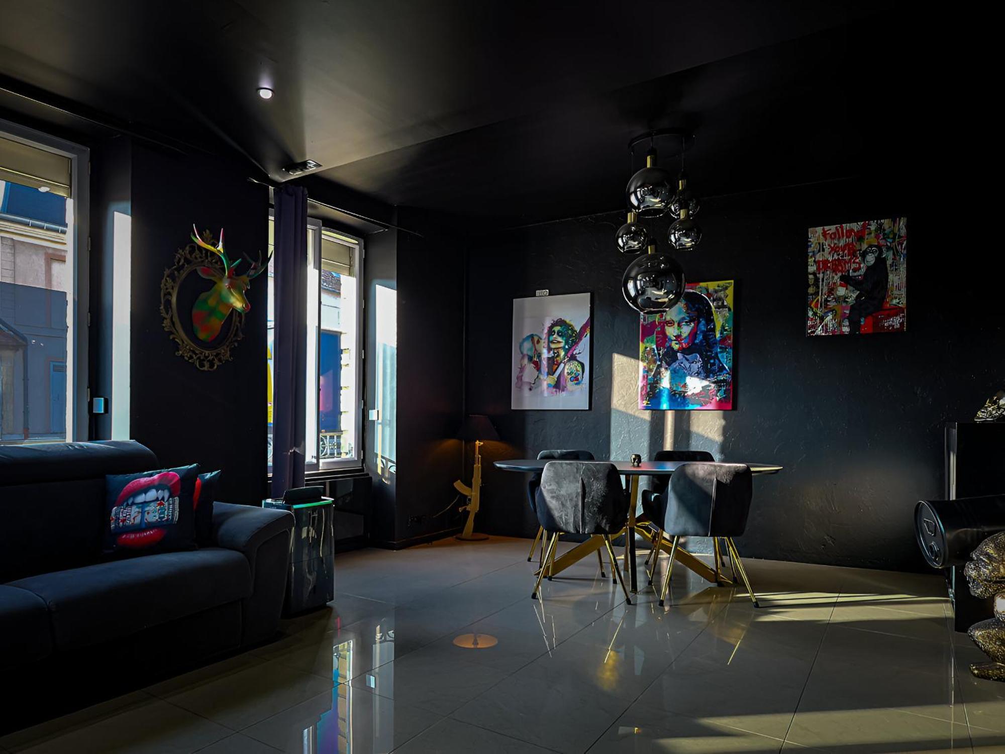 Appartement Pop Art - Asterix,Cdg,Chantilly,Disney La Chapelle-en-Serval Eksteriør bilde